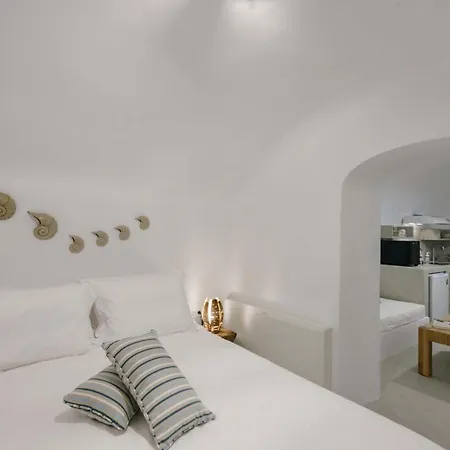Kasteli Santorini Artemis Apartment Pyrgos Kallistis