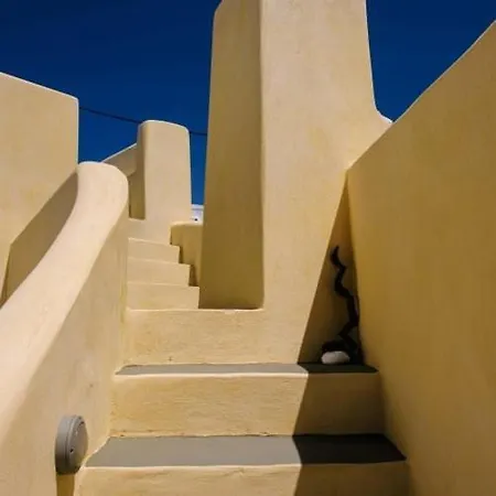 Kasteli Santorini Artemis Pyrgos Kallistis